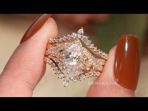 Load and play video in Gallery viewer, Gorgeous Pear Cut Moissanite Halo Engagement Ring Set 3pcs - Amaryllis - GemsMagic
