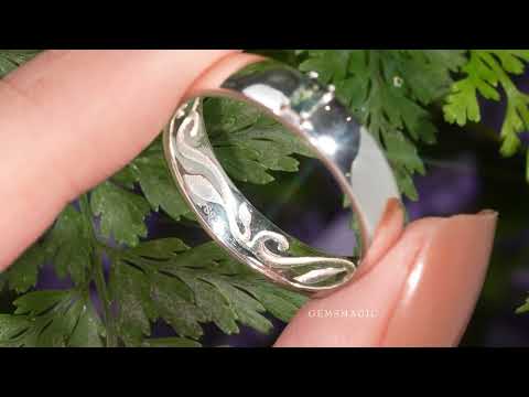 Load and play video in Gallery viewer, Moss Agate Band with Intricate Scroll and Leaf Inner Engraving - Dominic
