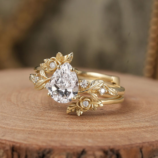 Rose Blossom: Pear - Cut Lab Grown Diamond Floral Ring Set - Camille - GemsMagic