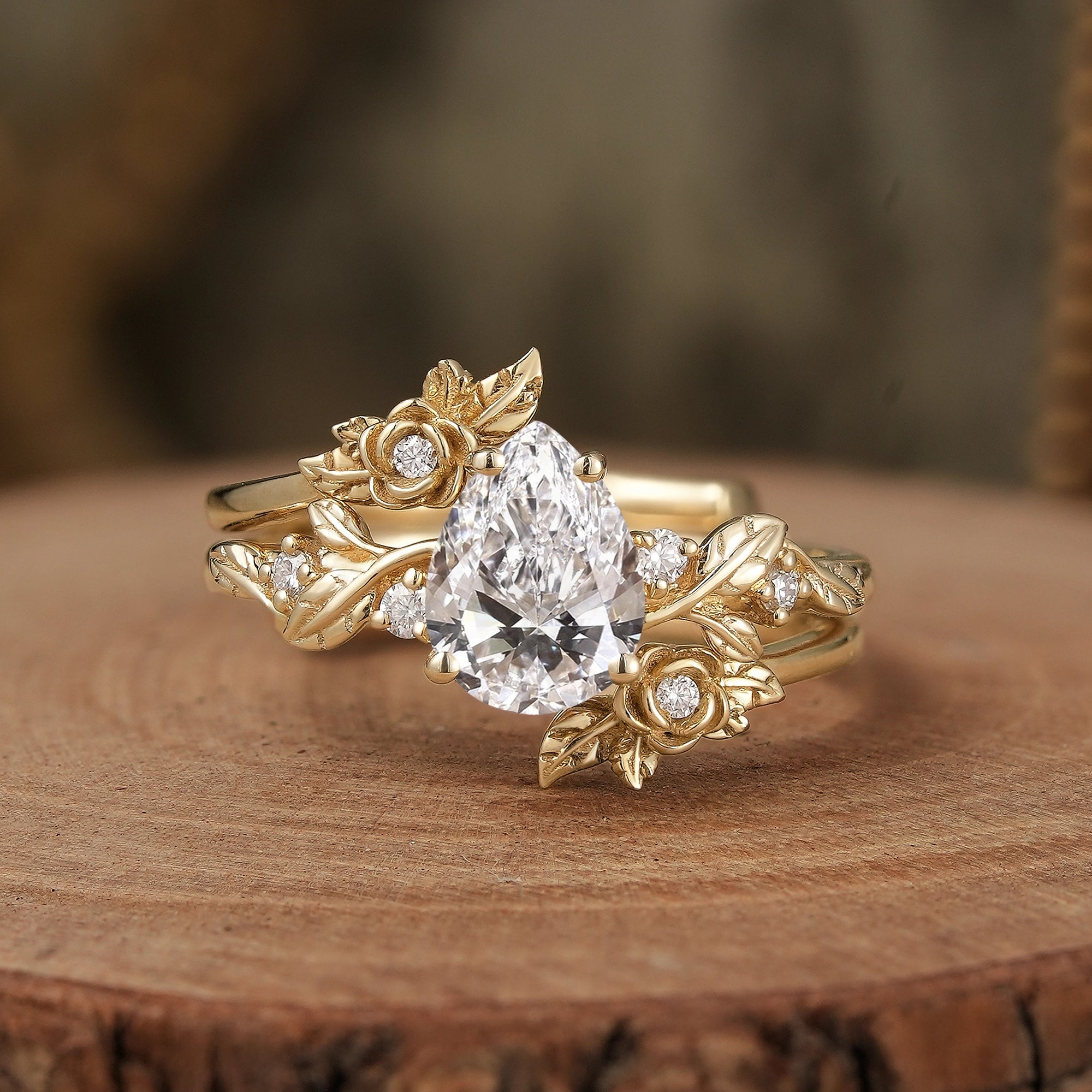 Rose Blossom: Pear - Cut Lab Grown Diamond Floral Ring Set - Camille - GemsMagic