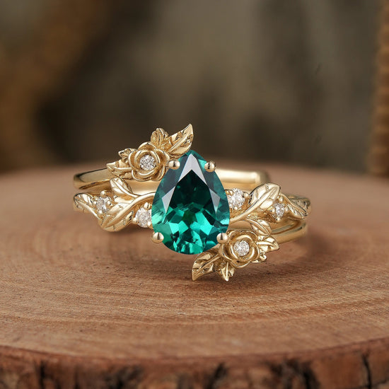 Rose Blossom: Pear - Cut Moissanite Floral Ring Set - Camille - GemsMagic