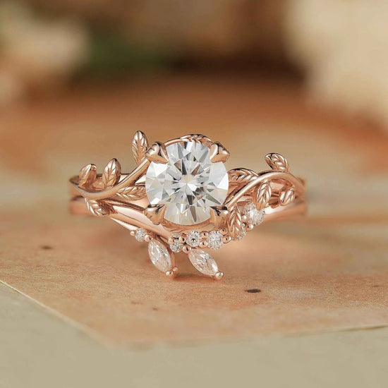 Rose Gold Round Cut Moissanite Bridal Set - Elara - GemsMagic - GemsMagic