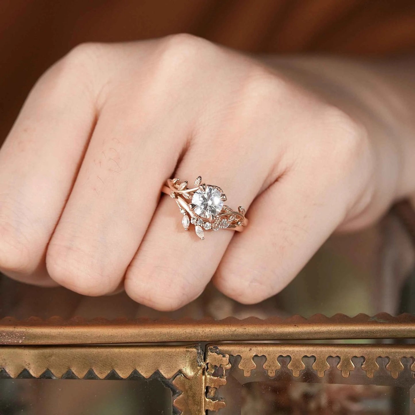 Rose Gold Round Cut Moissanite Bridal Set - Elara - GemsMagic - GemsMagic