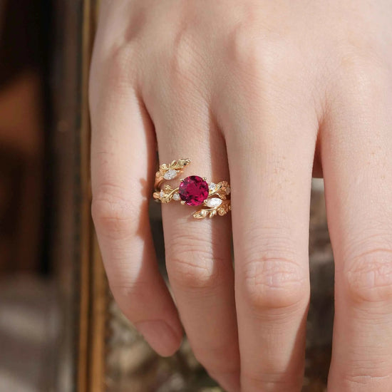 Rosebud Design: Ruby & Moissanite Ring Set 2pcs - Euphemia - GemsMagic