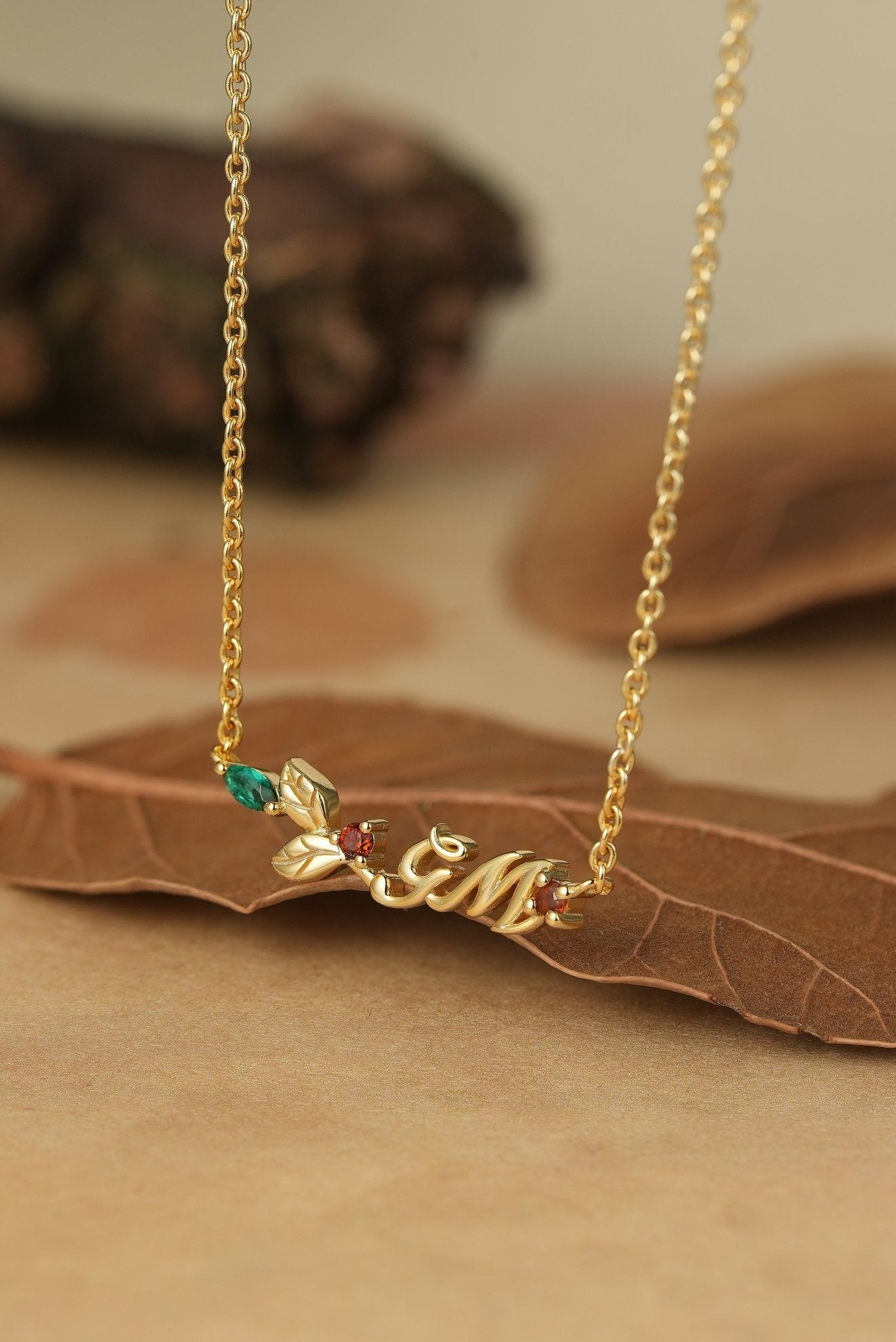 Signature: Christmas Garnet and Emerald Necklace - GemsMagic - GemsMagic