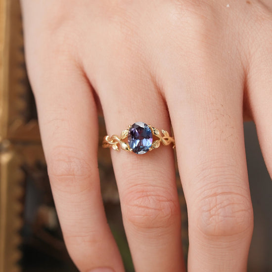 Snake Design Oval - cut Alexandrite Engagement Ring - Wren - GemsMagic