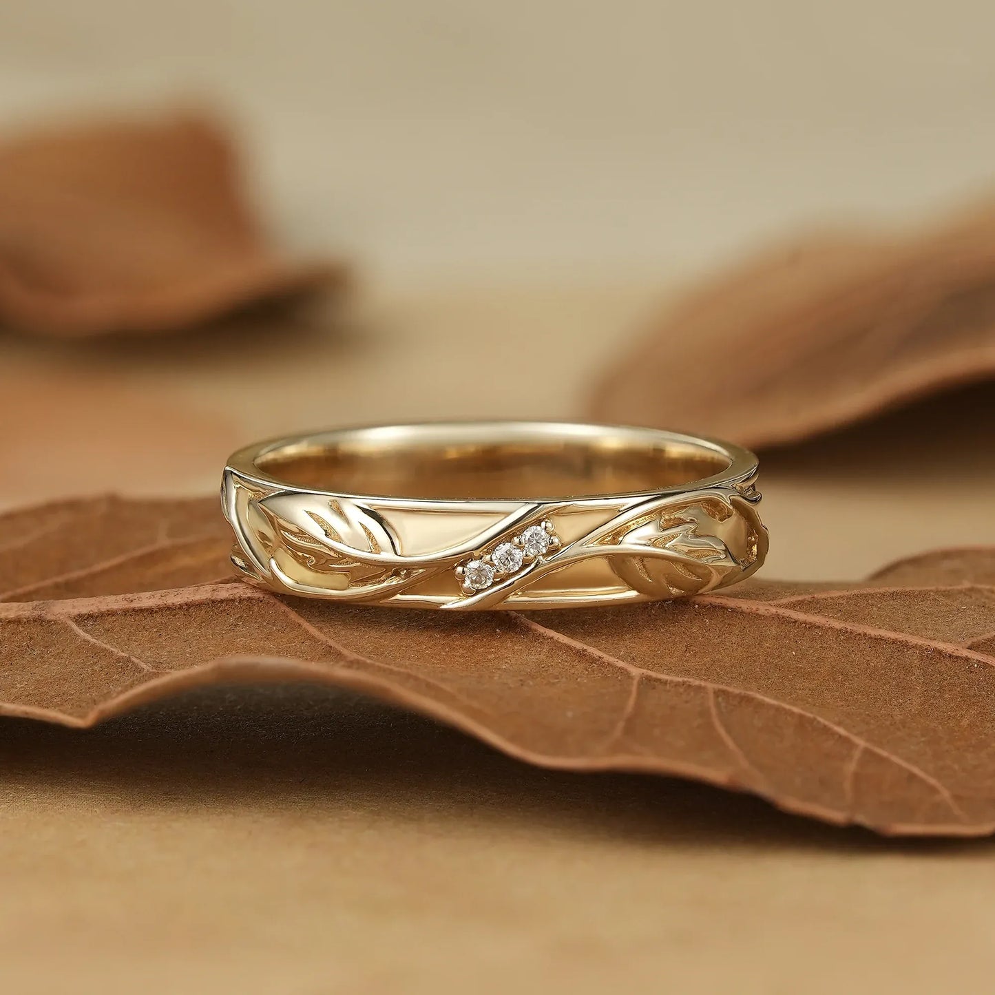 Leaf Inspired Men's Band with Moissanite