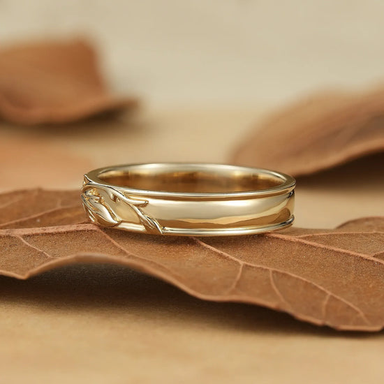 Leaf Inspired Men's Band with Moissanite
