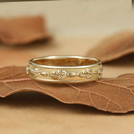 Leaf Inspired Men's Ring with Moissanite