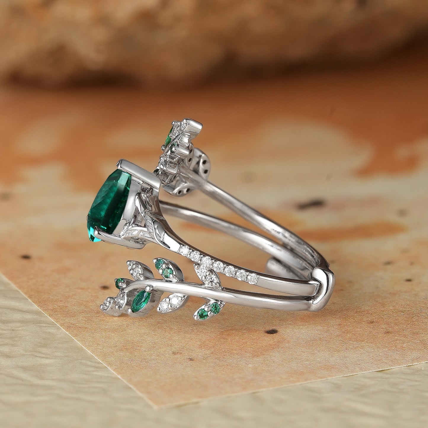 Emerald Engagement Ring Set 2pcs
