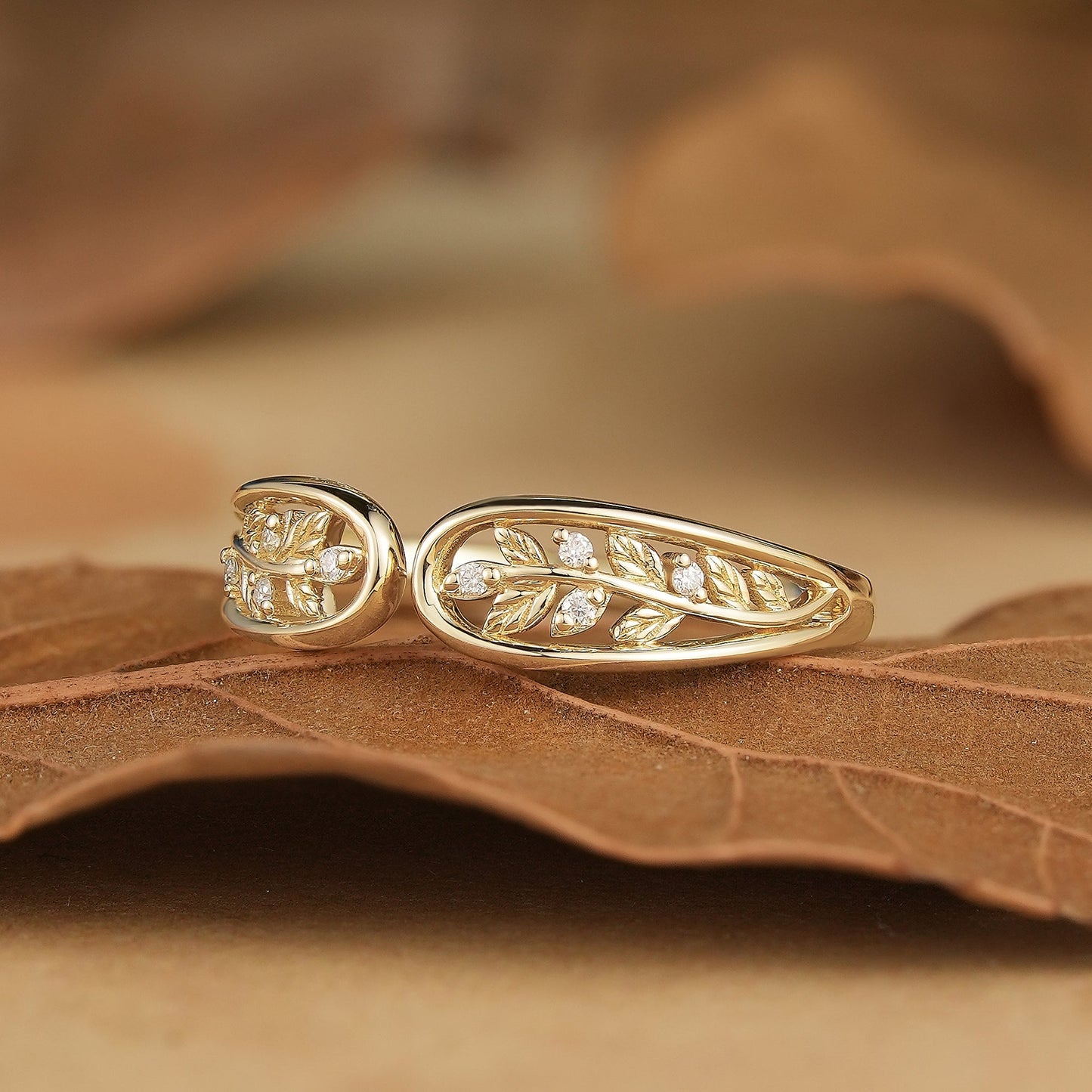 Unique Leaf Moissanite Wedding Band - Dorothea - GemsMagic