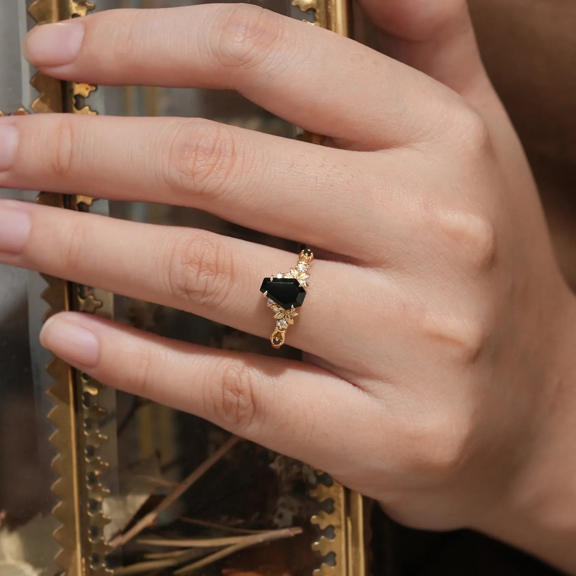 Vintage Coffin - cut Black Onyx Ring - Cerys - GemsMagic - GemsMagic