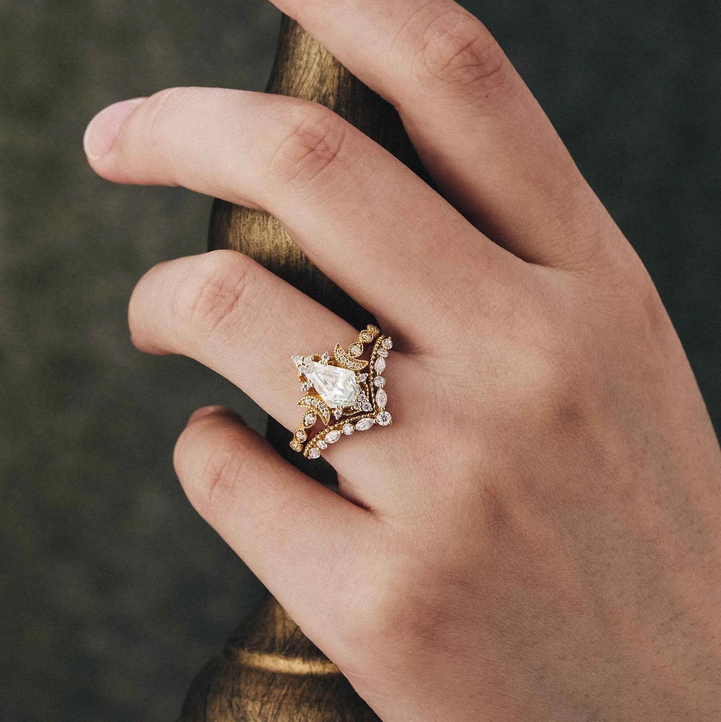 Vintage Coffin Moissanite Twist Engagement Ring Set 2pcs - GemsMagic - GemsMagic