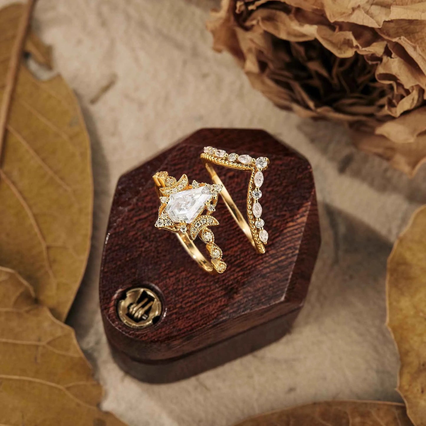 Vintage Coffin Moissanite Twist Engagement Ring Set 2pcs - GemsMagic - GemsMagic