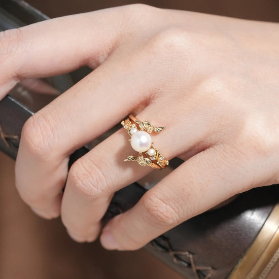 Vintage Leaf - Inspired Gold Ring with Pearl - Indra - GemsMagic