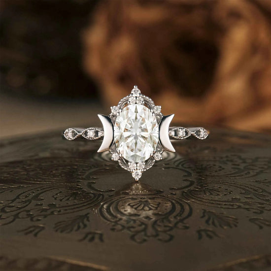Vintage Oval Cut Moissanite Cluster White Gold Engagement Ring - GemsMagic - GemsMagic