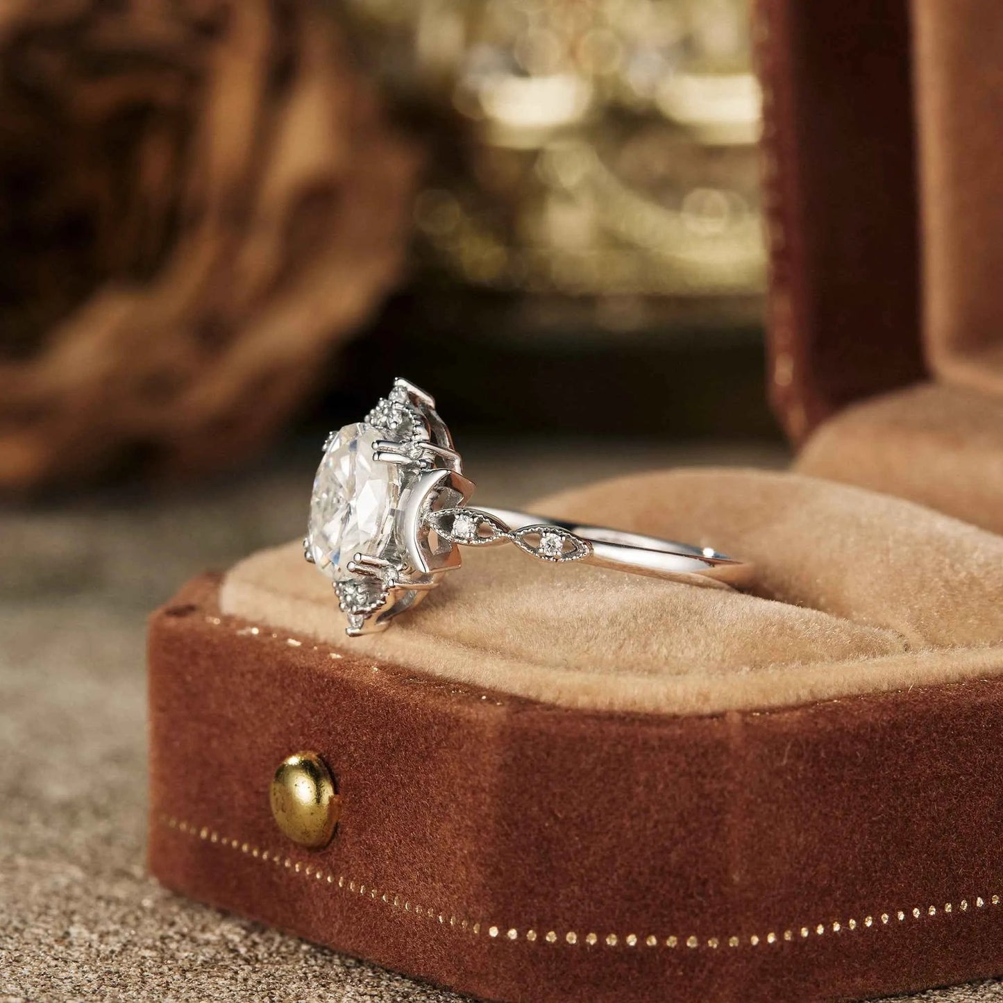 Vintage Oval Cut Moissanite Cluster White Gold Engagement Ring - GemsMagic - GemsMagic