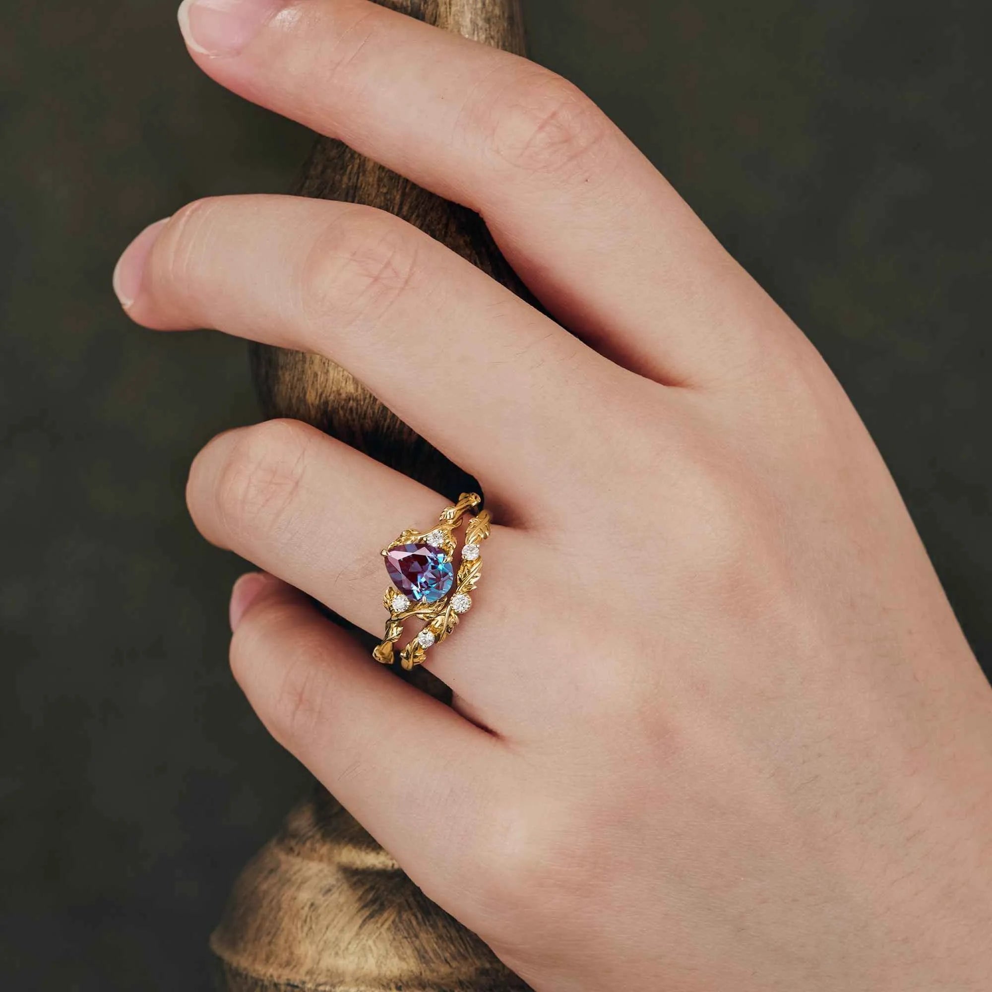 Virginia Creeper Inspired Alexandrite Ring Set 2pcs - GemsMagic - GemsMagic