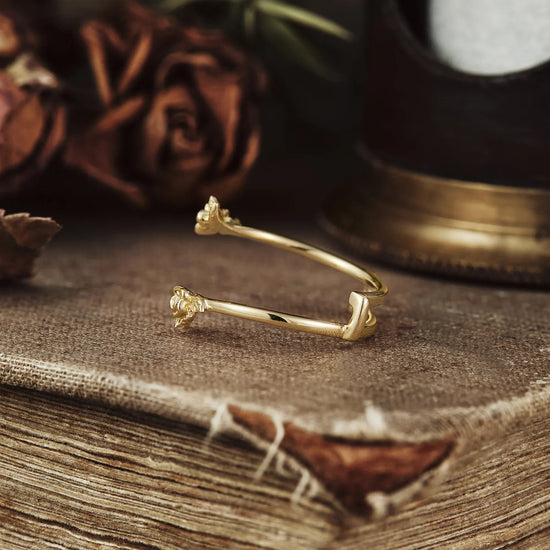 Wedding Rings Adorned with Nature's Floral Elegance - GemsMagic