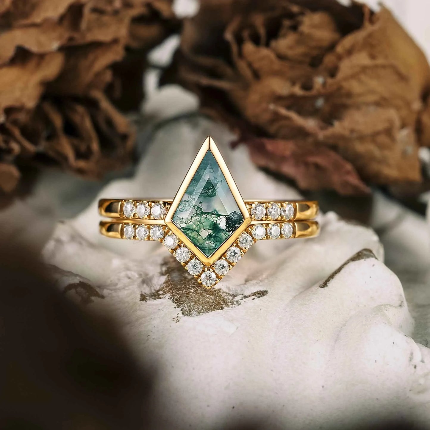 Kite Cut Moss Agate Ring Set