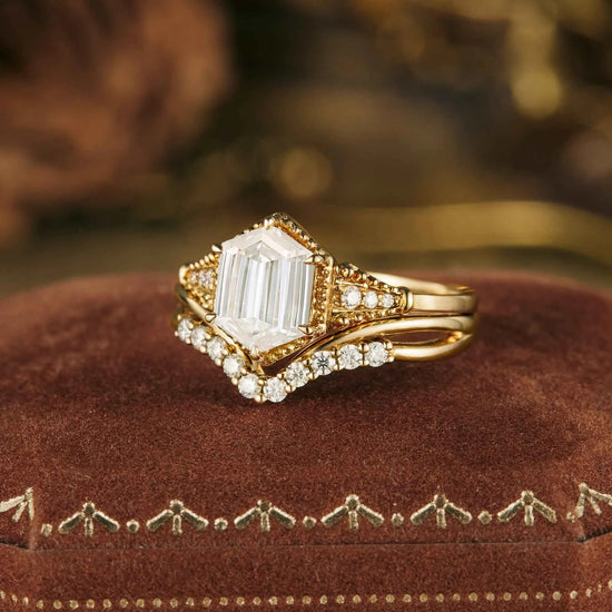 Exclusive Long-hexagon Moissanite Ring Set