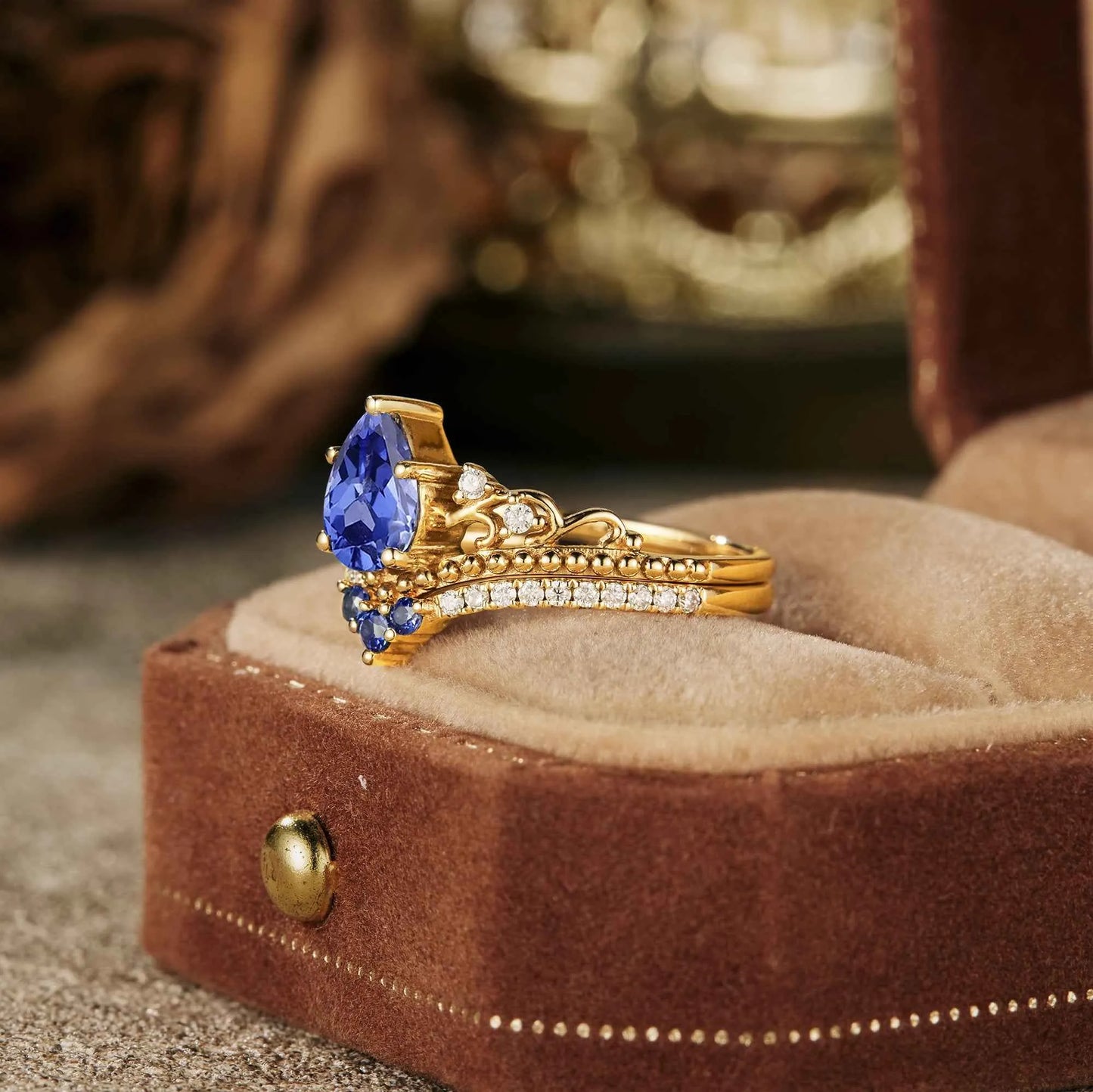 Vintage Cornflower Sapphire Engagement Ring Set