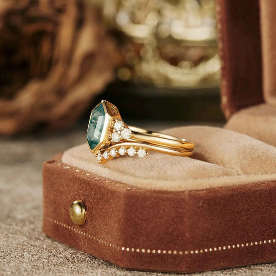Vintage Moss Agate Engagement Ring Set