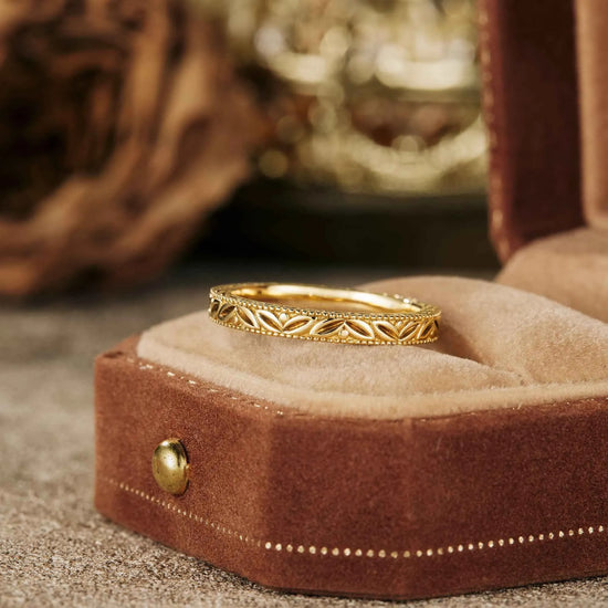 Handmade Engraved Natural Inspired Leaf Wedding Band