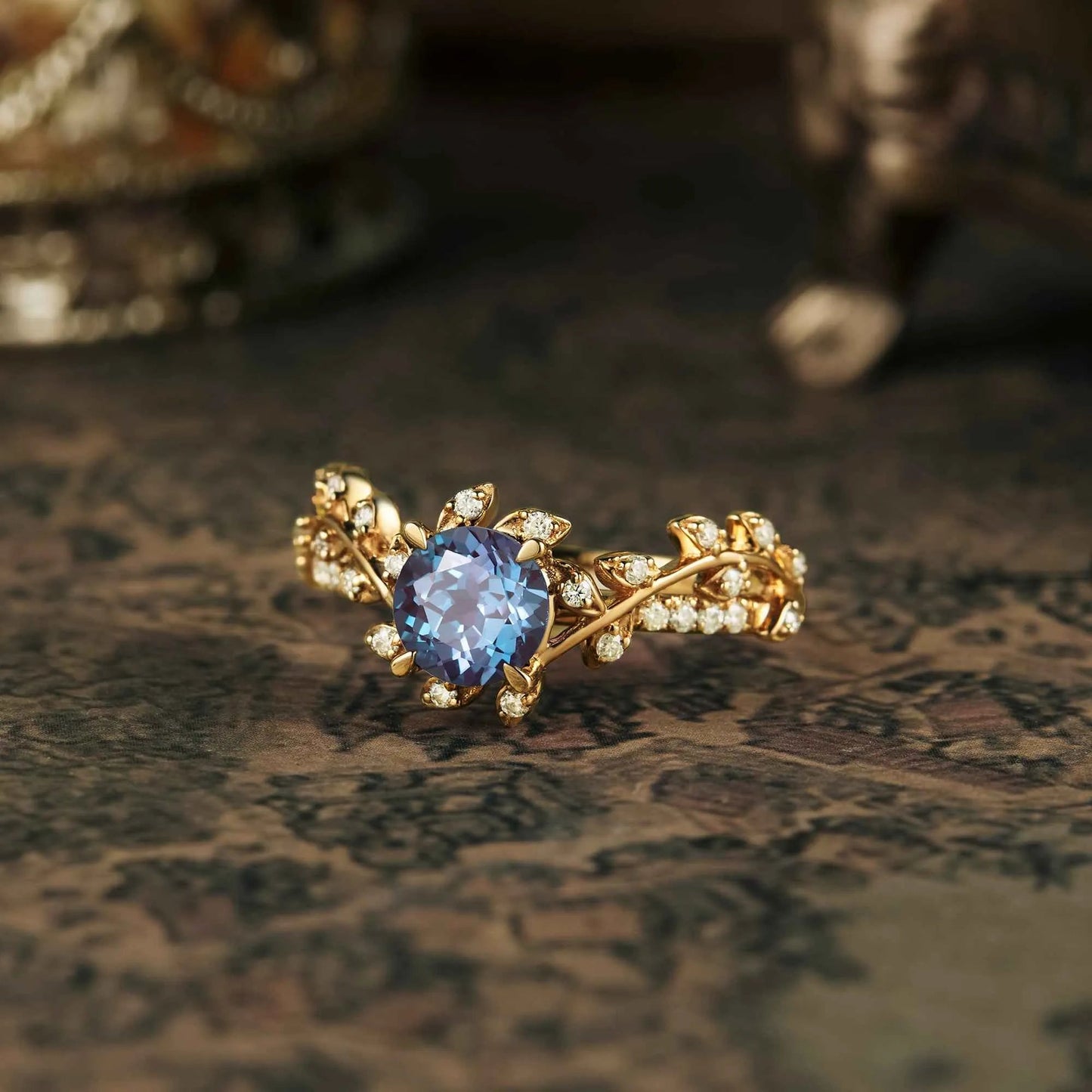 Windmill Inspired Alexandrite Ring - GemsMagic - GemsMagic