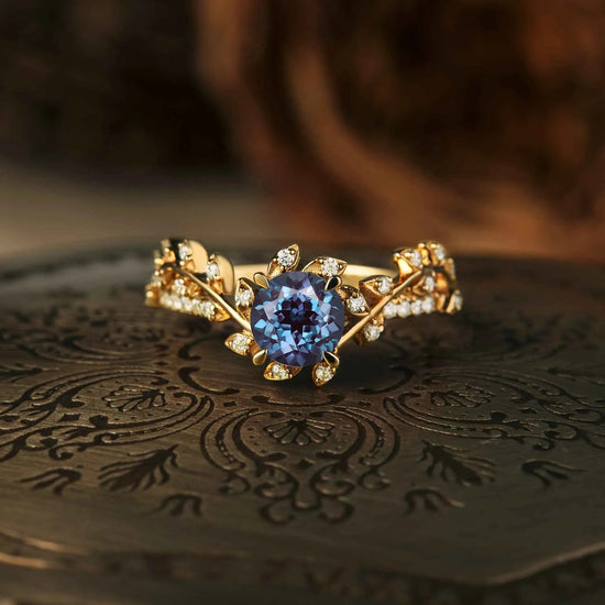 Windmill Inspired Alexandrite Ring - GemsMagic - GemsMagic